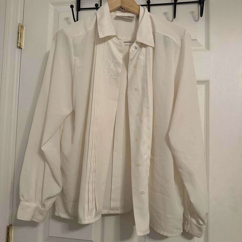 Yves St Clair women’s blouse